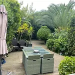 Only 60M To The Beach, 2 Bedroom Cozy Apartment, 80M2 Big Garden, Very Central